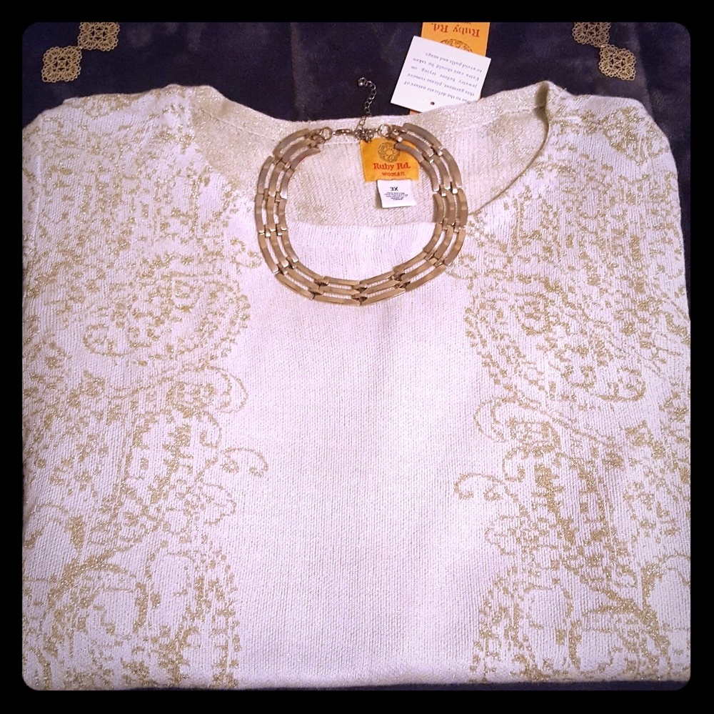 Cozy up with this fancy sweater, long sleeve - Picture 2 of 7